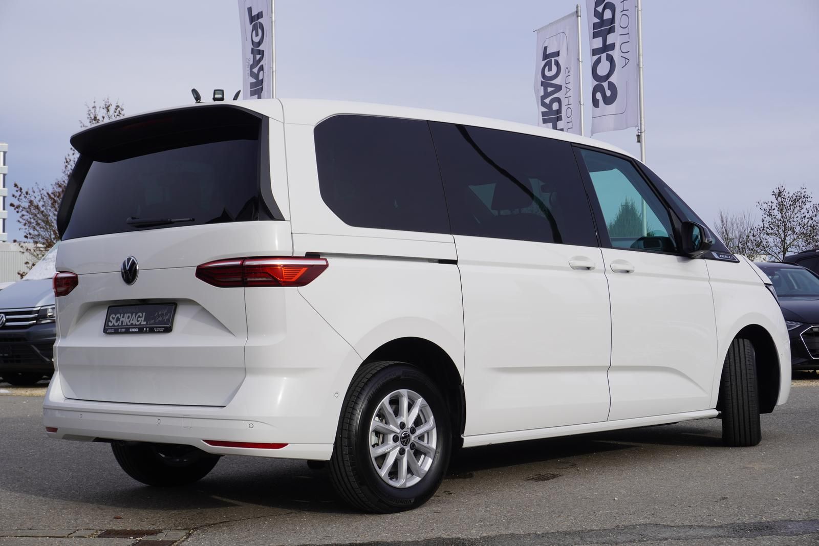 Volkswagen T7 Multivan 2.0 TDI DSG - Samsaru's Car Outlet