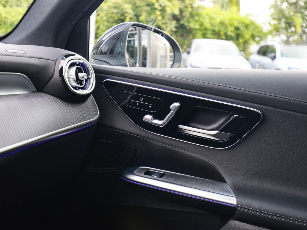 Mercedes-Benz GLC 200 d 4M AMG Line AHK Abstandstemp. LED Navi