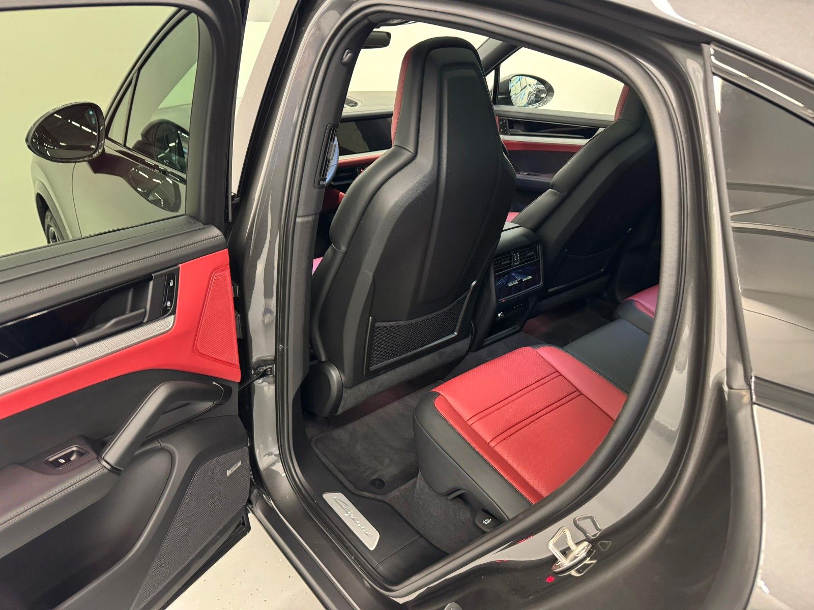 Porsche Cayenne Coupe S ACC,HUD,PANO,BOSE,LUFT,AHK,Usw