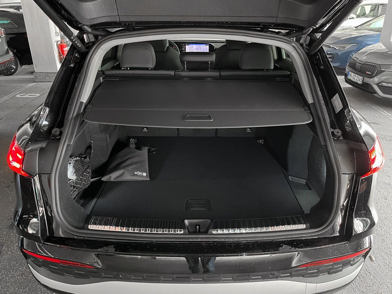 Audi Q5 TDI quattro S tronic - Samsaru's Car Outlet