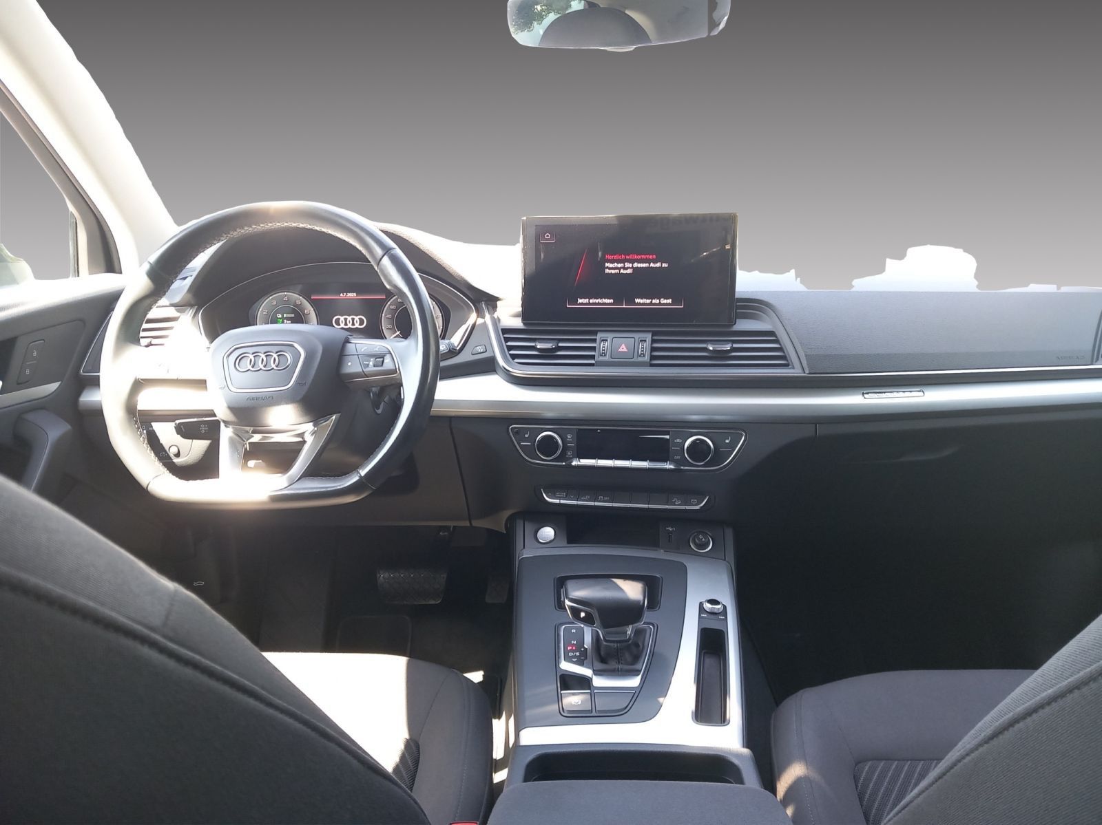 Audi Q5 S line 50 TFSI e quattro edition one - Samsaru's Car Outlet