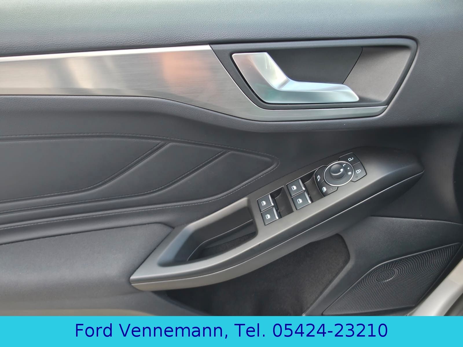 Ford Focus 1.0 EB Turnier Titanium X*iACC*TWA*4J.FGS*