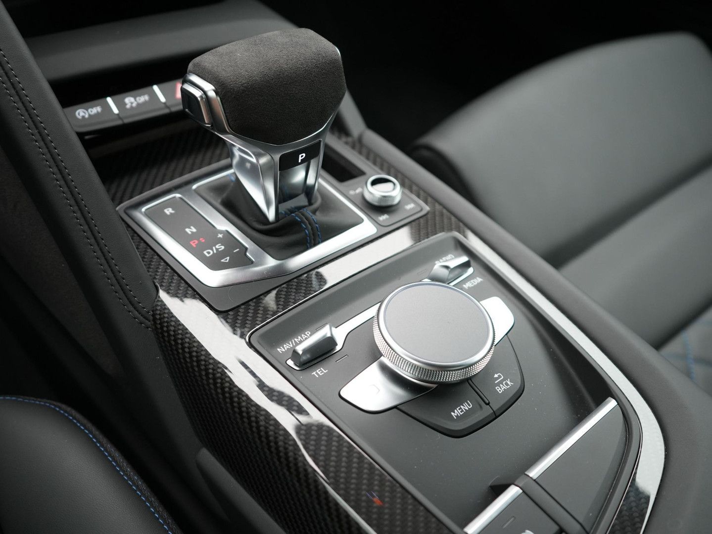 Audi R8 5.2 performance RWD - Samsaru's Car Outlet