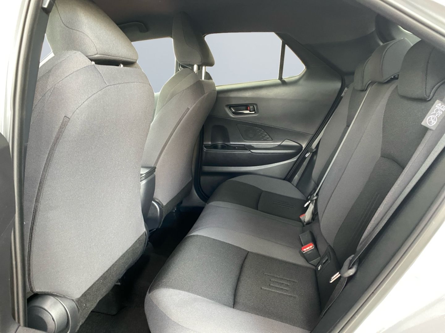 Toyota C-HR 1.8 Hybrid Team D *LED*ACC*CAM*el Heck*SHZ*