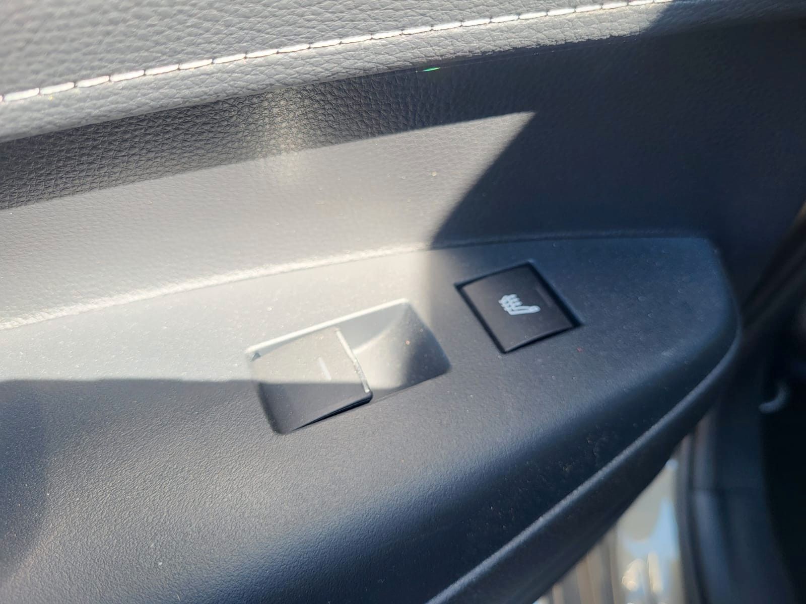 Toyota Corolla Touring Sports Hybrid Lounge - Samsaru's Car Outlet