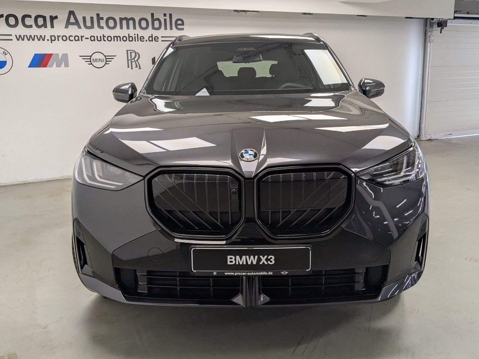 BMW X3 30e xDrive M Sport Pro / Pano / HUD / HK / DA