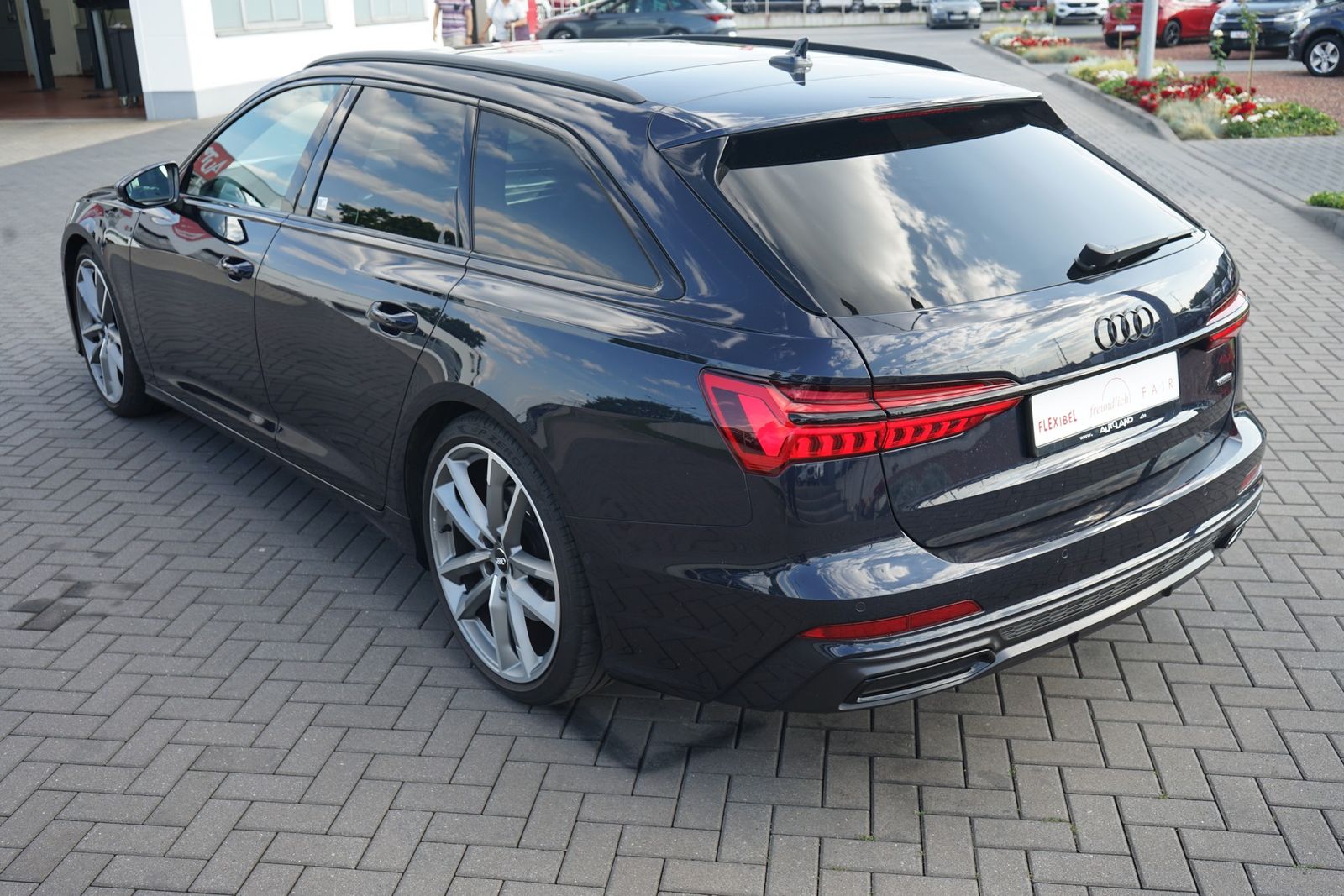 Audi A6 50 3.0 TDI quattro Avant S-line - Samsaru's Car Outlet