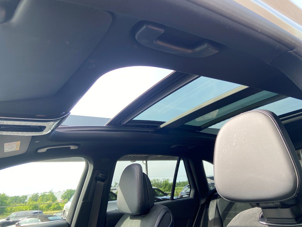 Mercedes-Benz GLC 300 e 4M AMG-Premium+AHK+Pano+Distronic+Keyl