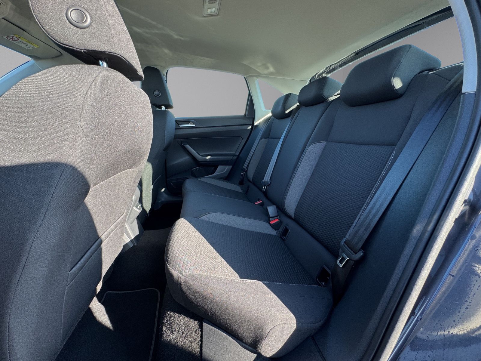 Volkswagen Taigo 1.0TSI DSG - Samsaru's Car Outlet