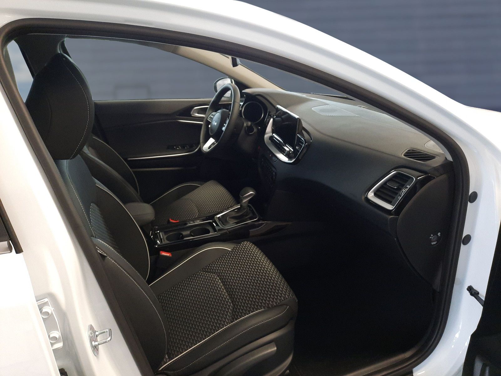 Kia XCeed Edition - Samsaru's Car Outlet