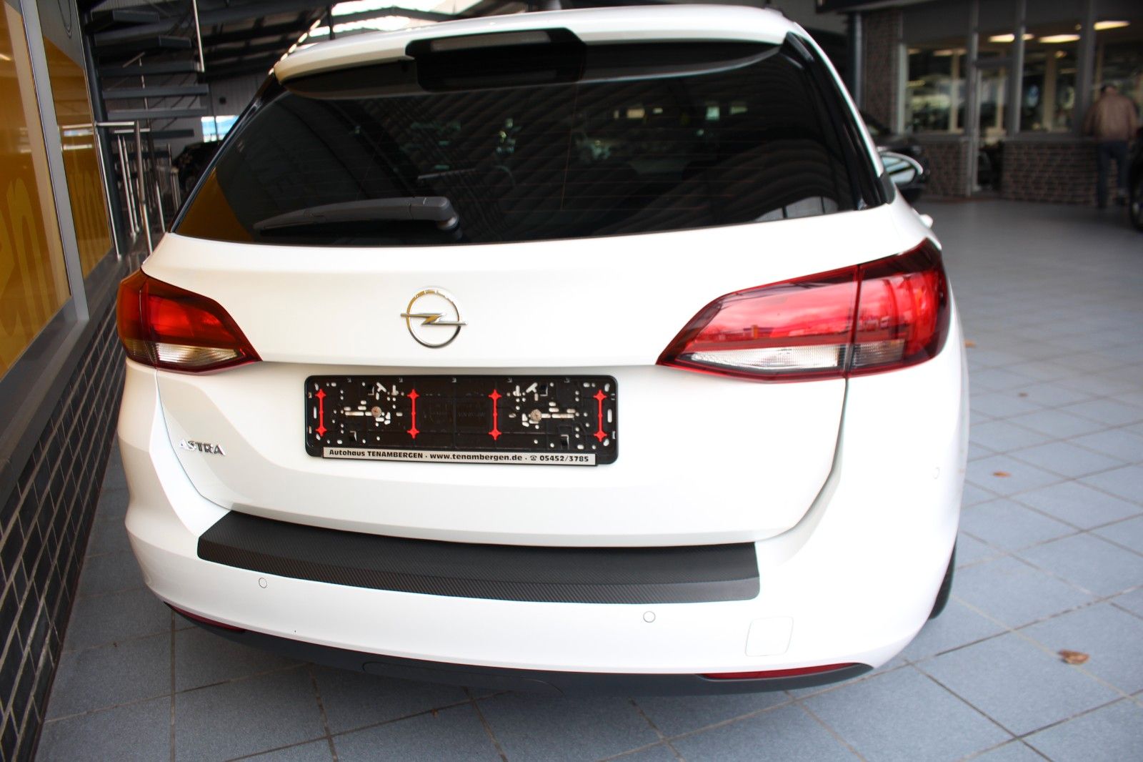 Opel Astra K Sports Tourer Business - Samsaru's Car Outlet