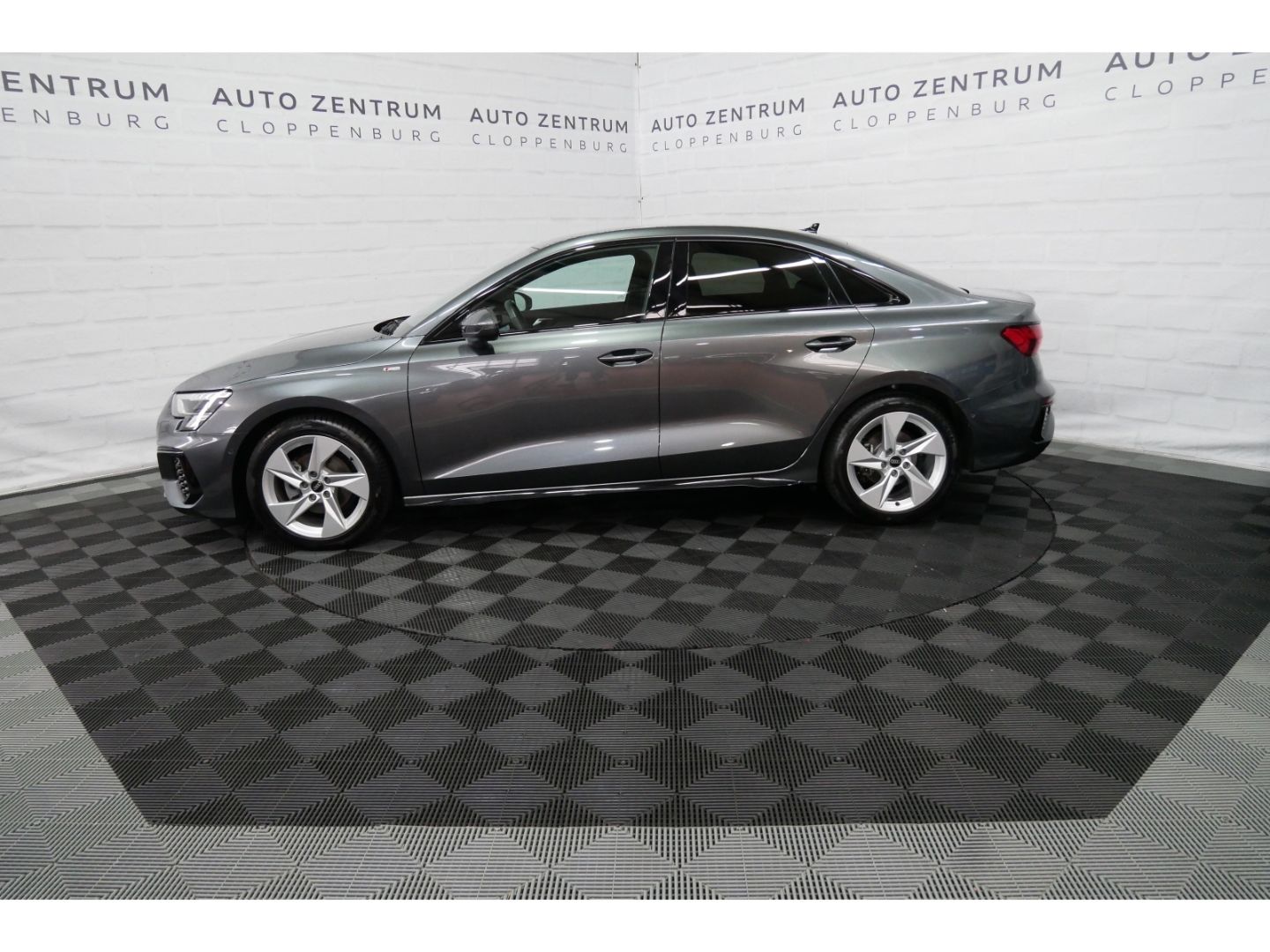 Audi A3 35 TFSI S line LED+Navi+Virt+Kam+B&O+S-Sitze