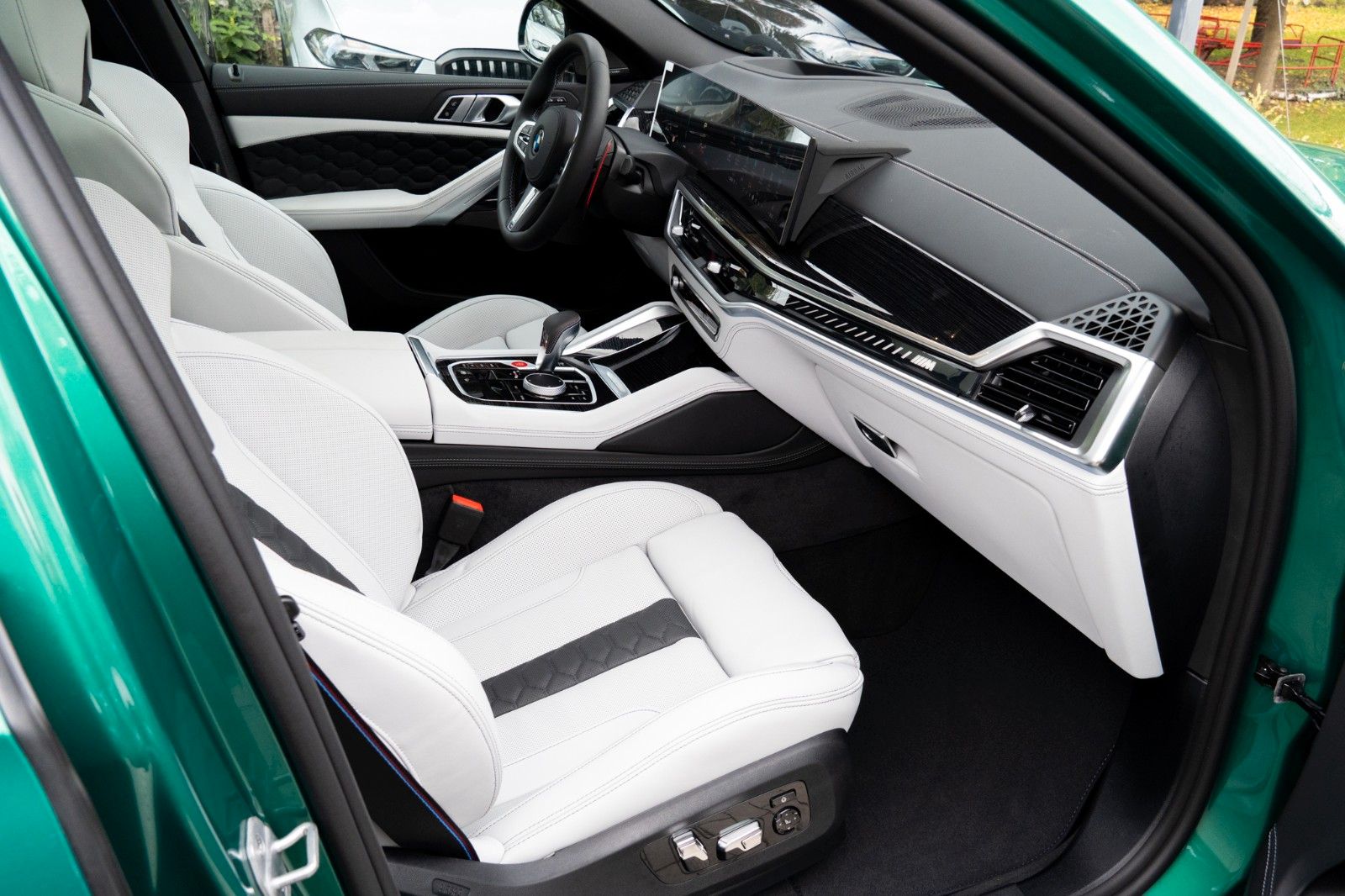 BMW X6 M Competition MASSAGE.SKY.DR.ASS.SOFTC.AHK