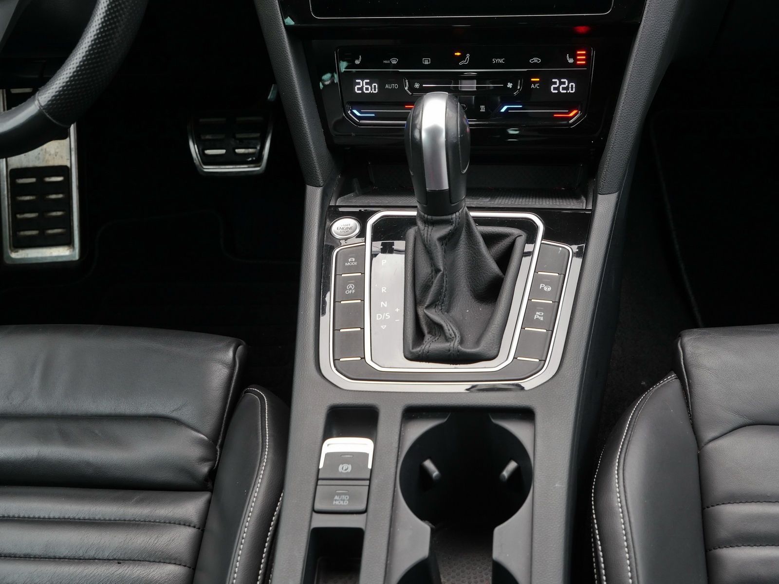 Volkswagen Passat Variant 2.0 TDI H&K*Leder*Stand*AHK*360°