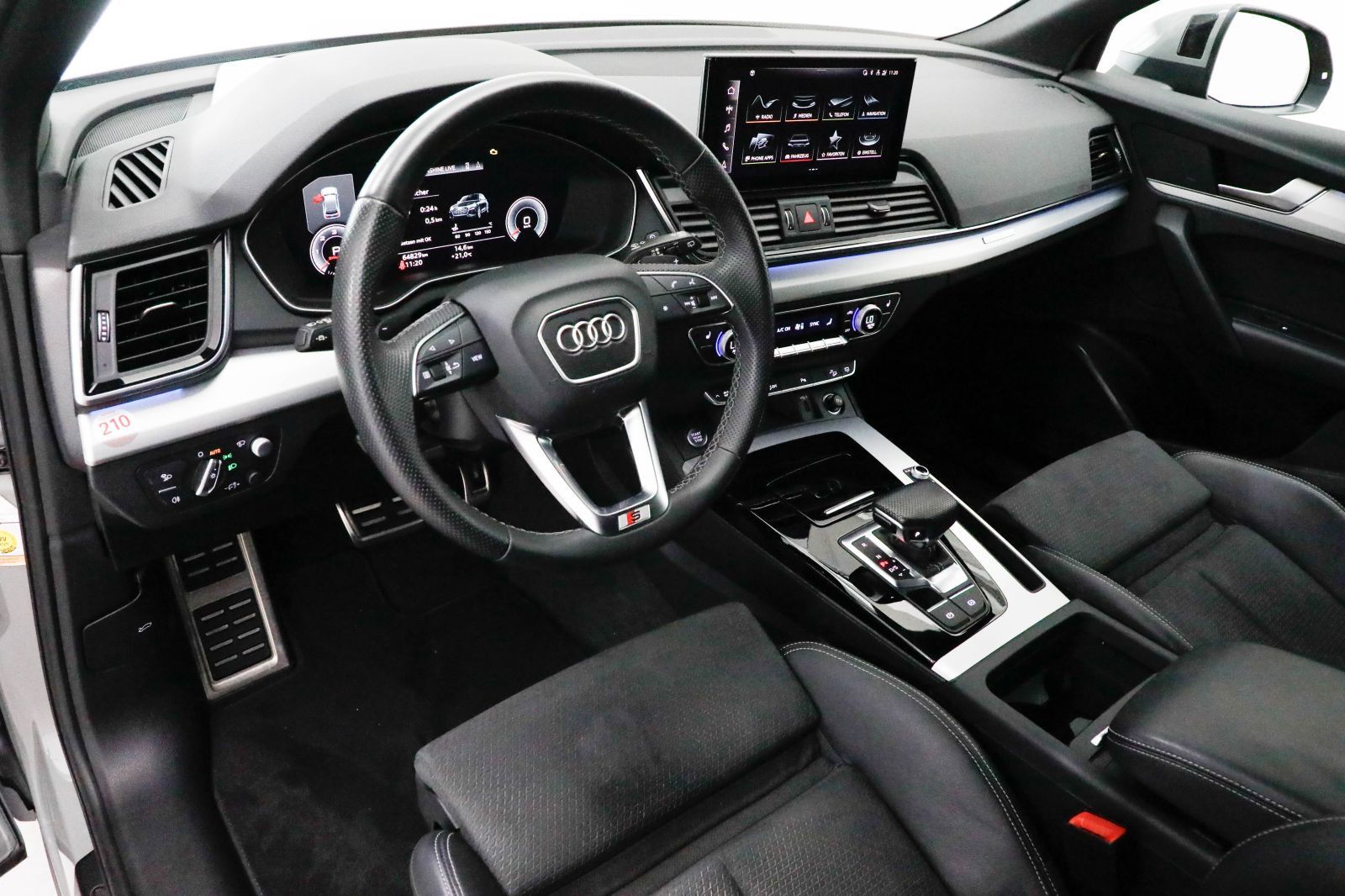 Audi Q5 Sportback 40 TDI quattro S tronic S line AHK