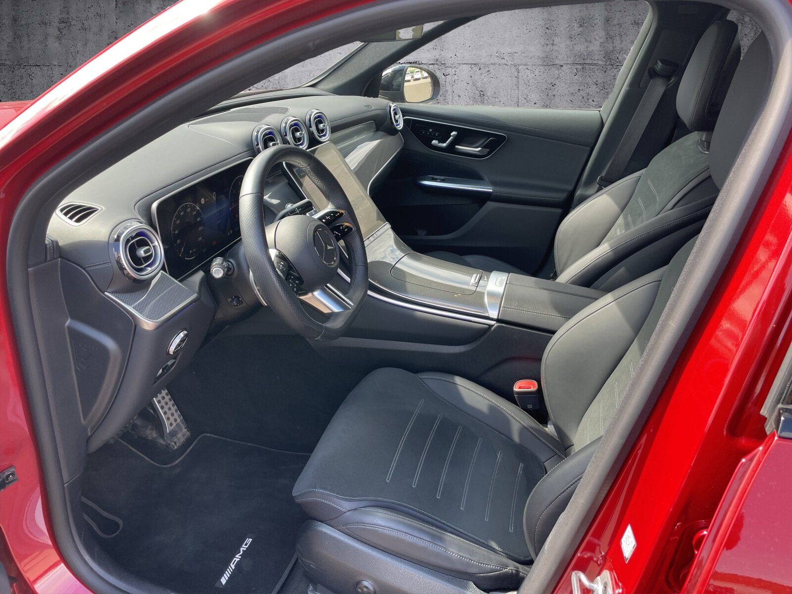 Mercedes-Benz GLC 300d 4M AMG+NIGHT+AHK+DISTRO+PANO+360+MEMORY