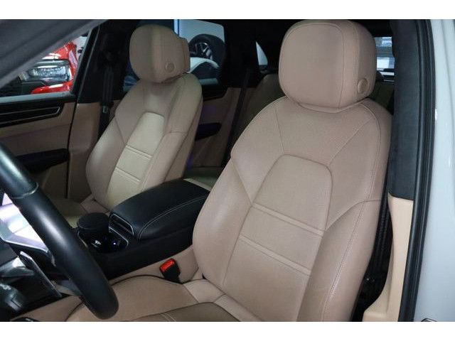 Porsche Cayenne GTS Head-Up Massage Standh. Panorama DAB