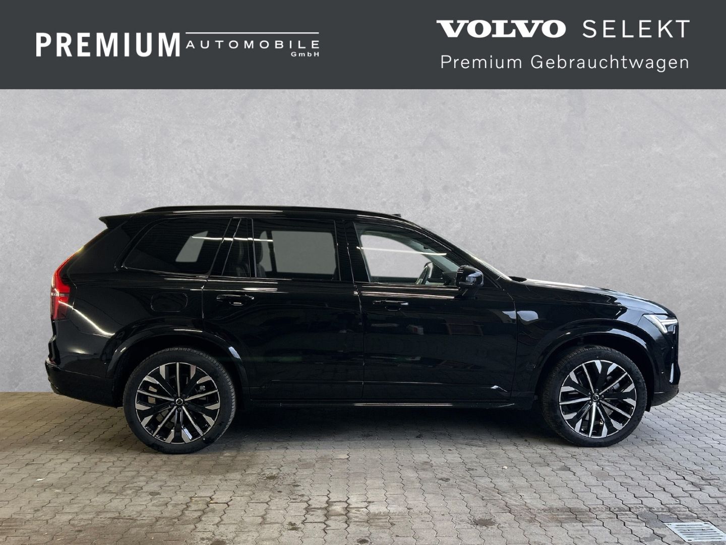 Volvo XC90 Ultra Dark Recharge Plug-In Hybrid AWD T8 T