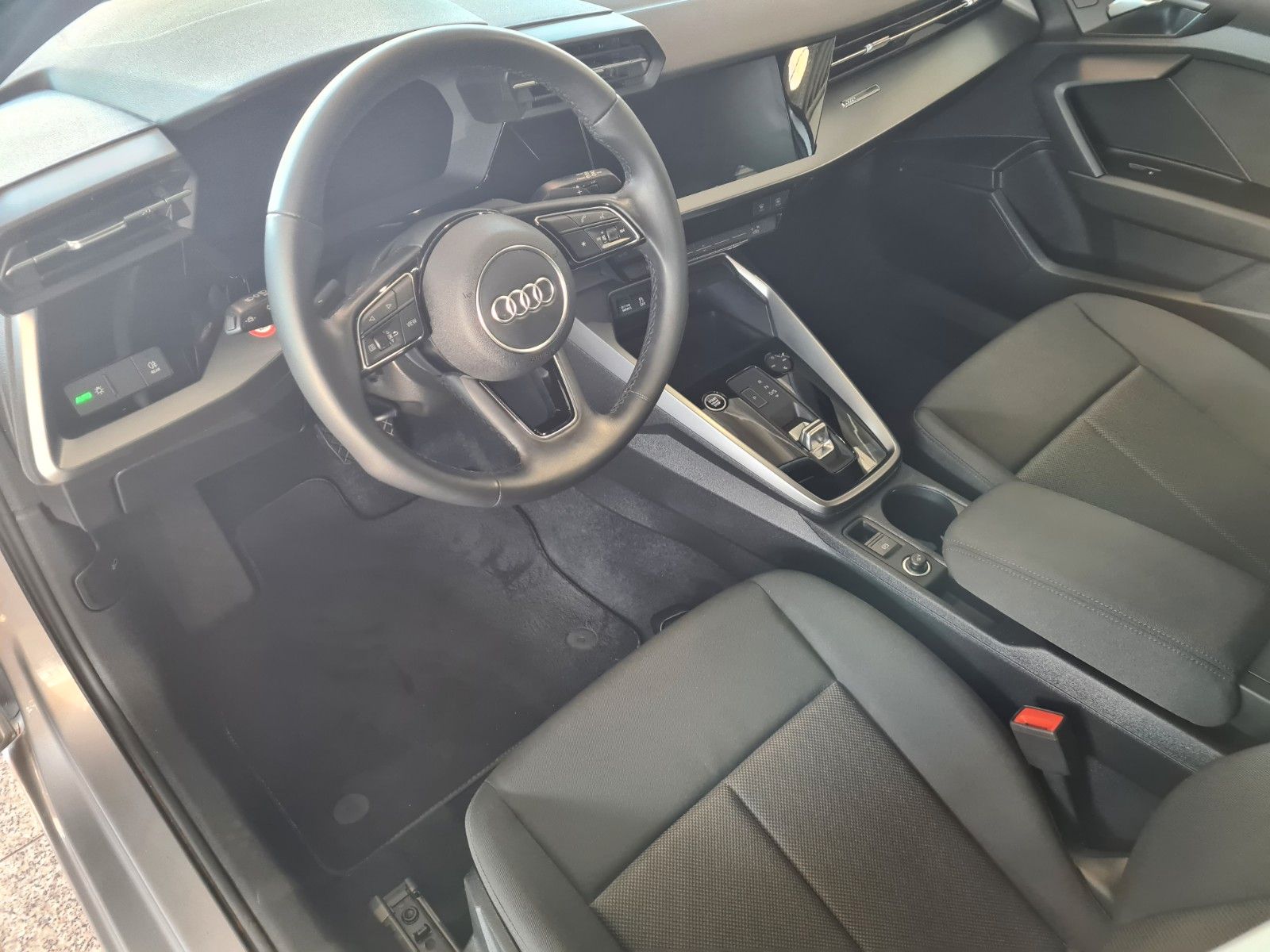 Audi A3 Sportback 40 TFSI e - Samsaru's Car Outlet