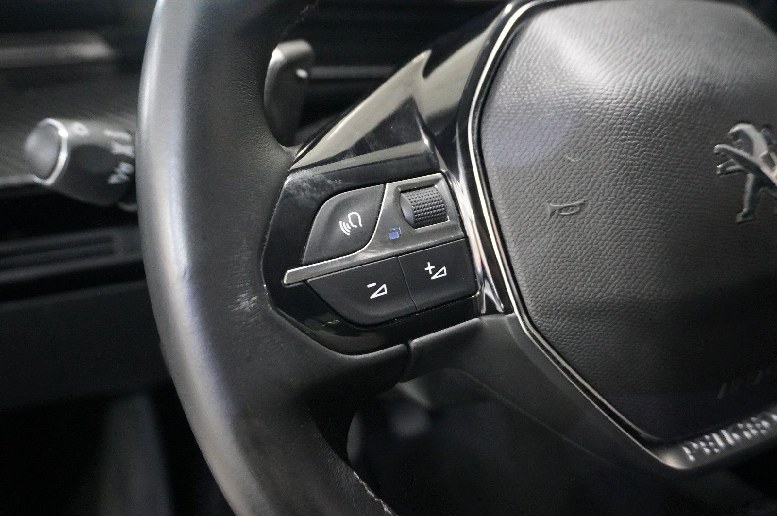 Peugeot 508 SW 1.2T ALLURE PACK - Samsaru's Car Outlet