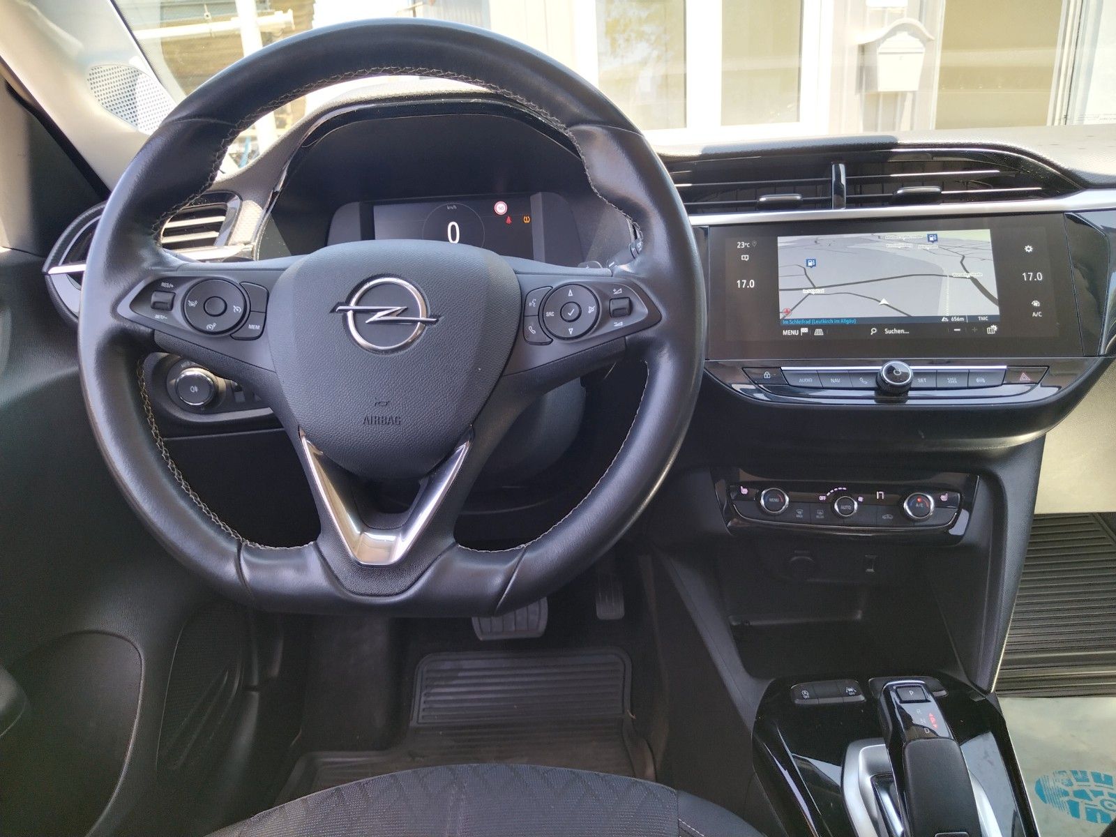 Opel Corsa F Elegance - Samsaru's Car Outlet