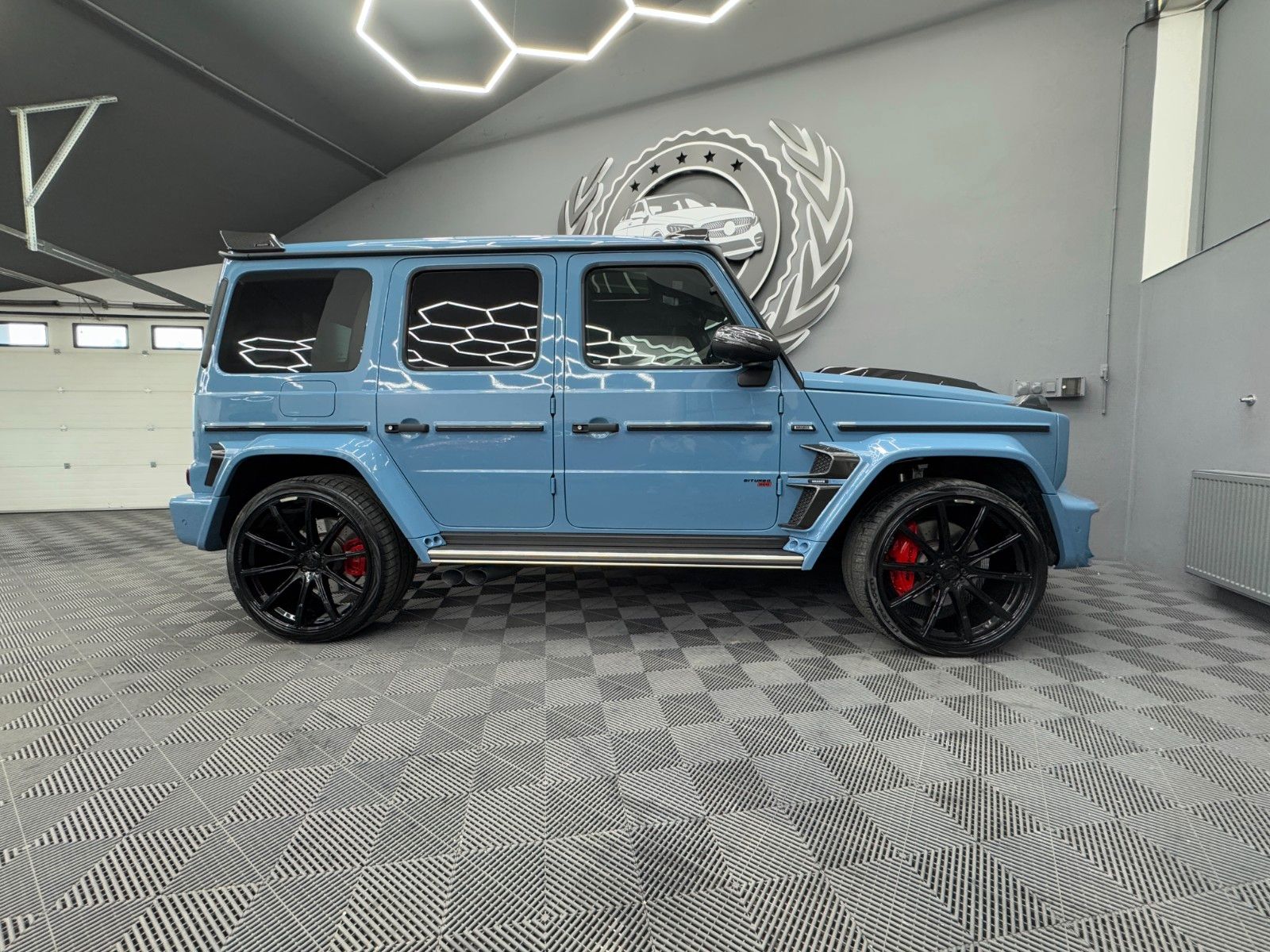 Mercedes-Benz G63 AMG BRABUS - Samsaru's Car Outlet
