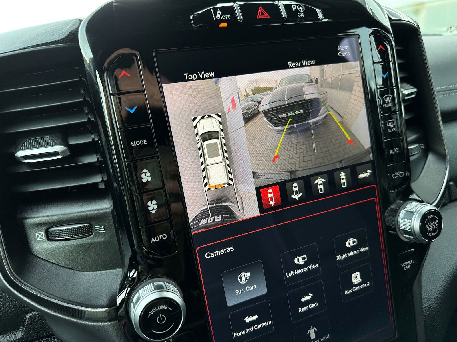 Dodge RAM 1500 Rebel GT Pano HUD Luftf 12´ Prins 360°