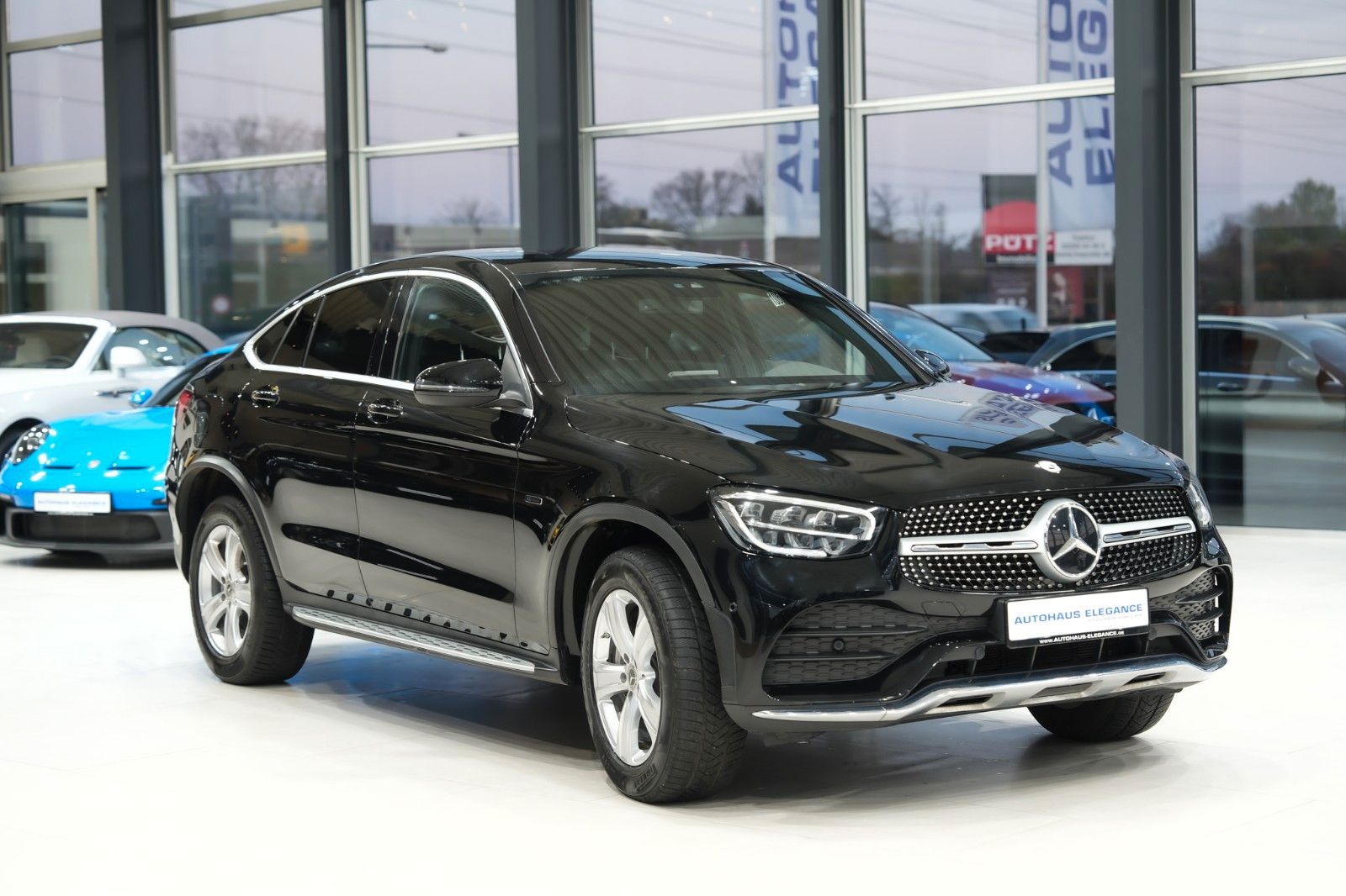 Mercedes-Benz GLC 300 e Coupe 4M *AMG-LINE*LEDER*NAVI*LED*1.HD