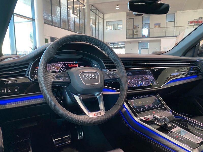 Audi RSQ8 DynamikPlus Pano Sbel B&O HUD AHK RS-Abgas