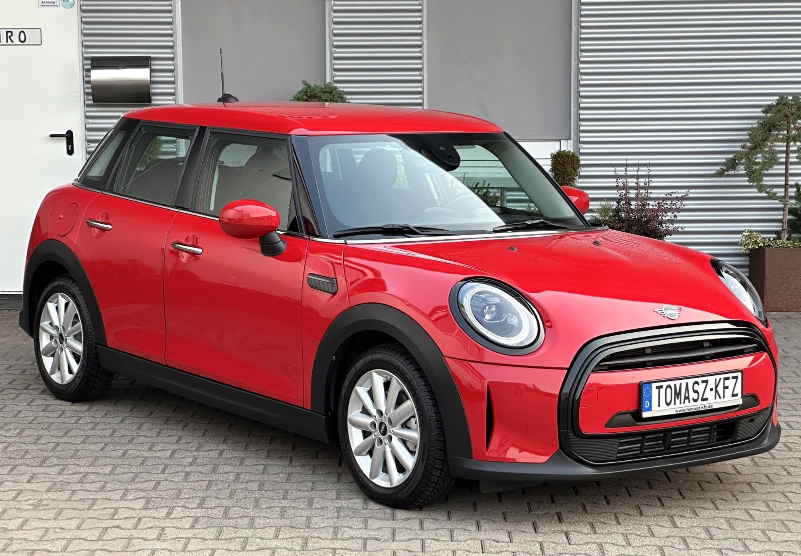 MINI Cooper 1.5T - Samsaru's Car Outlet
