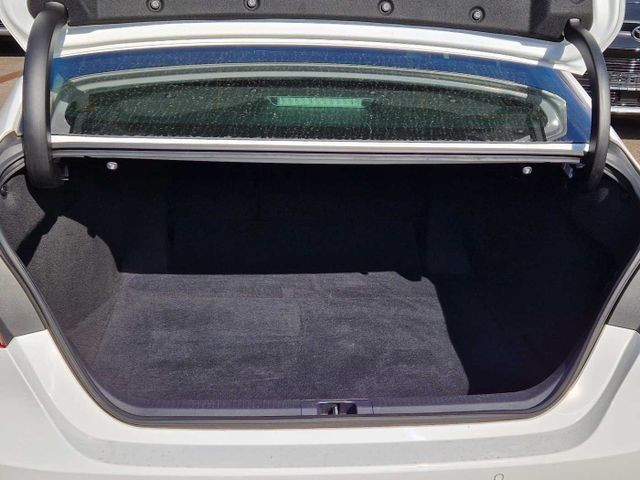 Toyota Camry Executive Leder Navi LED ACC Mehrzonenklim