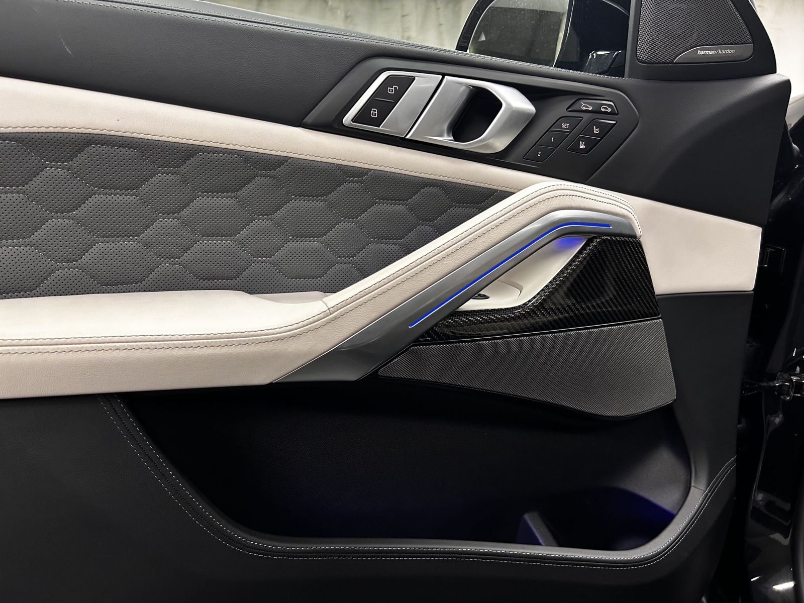 BMW X6 M Competition Harman/Kardon Pano. AHK Massage