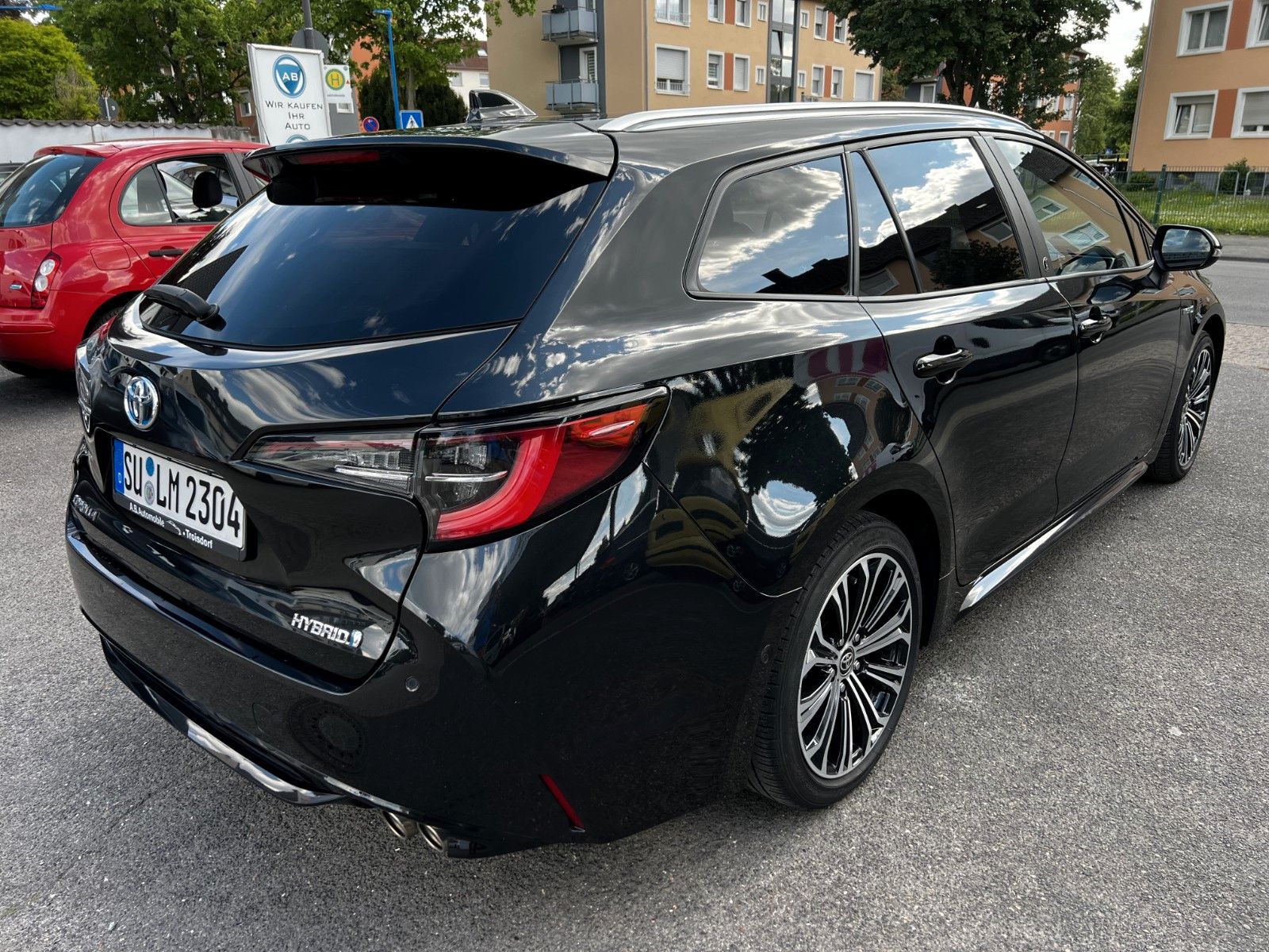 Toyota Corolla Touring Sports Hybrid Team D - Samsaru's Car Outlet