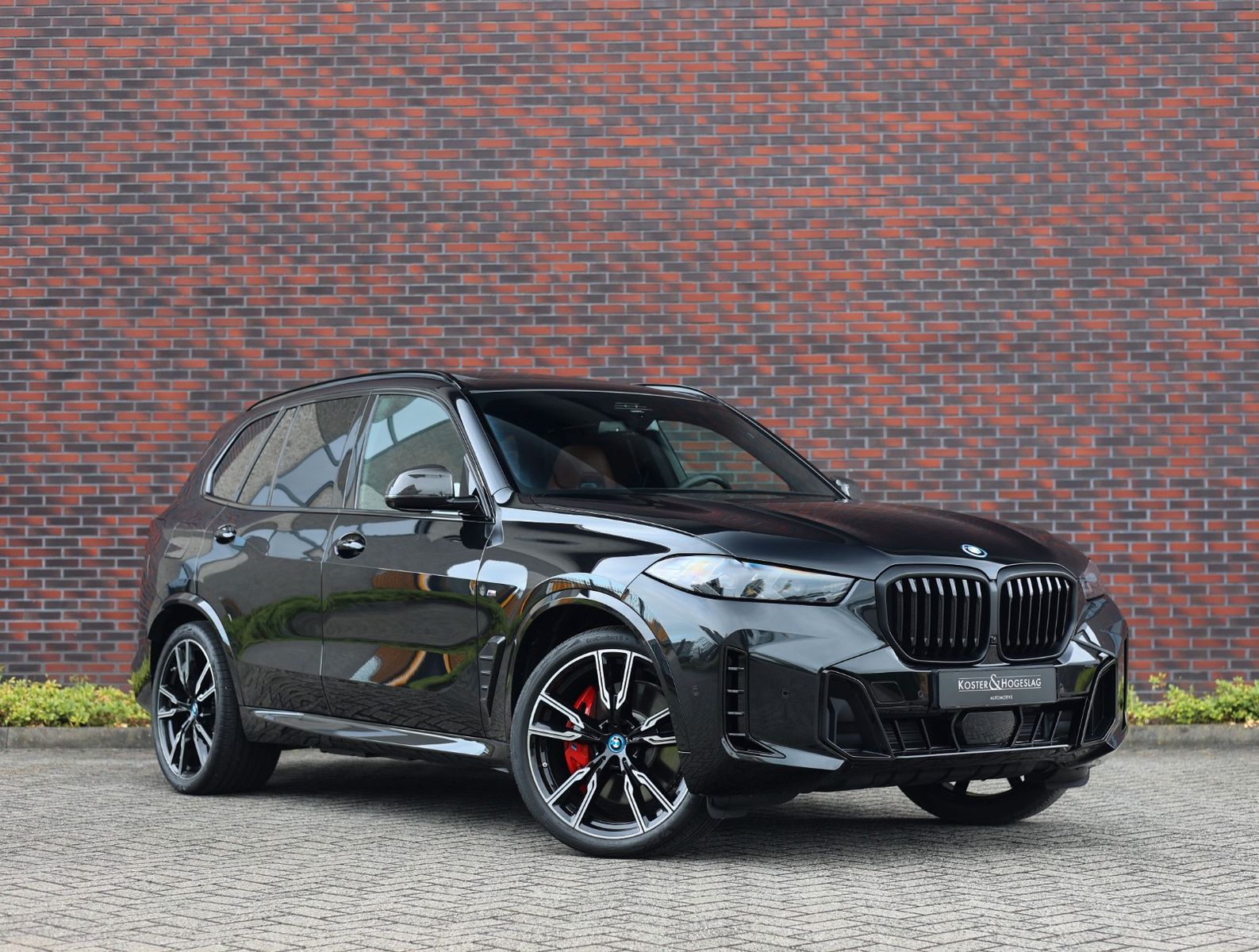 BMW X5 50e xDrive | Individual - Sky - AHK - Bow&Wil