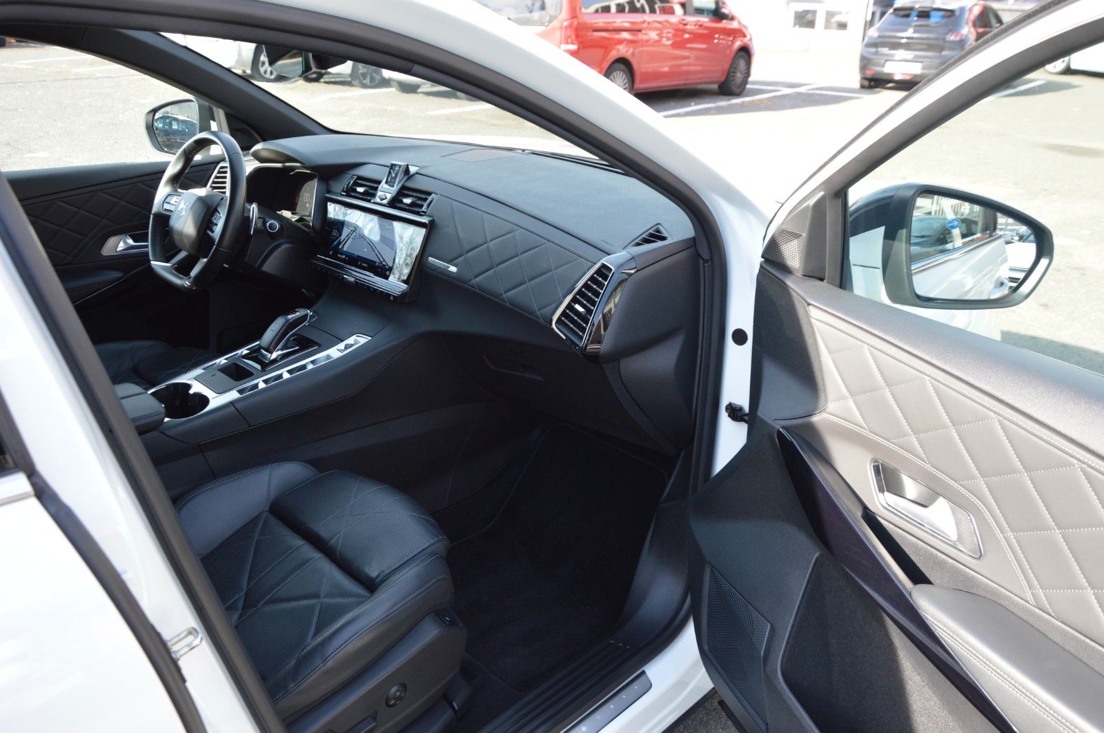 DS Automobiles DS 7 E-Tense 4x4 Rivoli"MASSAGE"KAMERA"LEDER"AHK