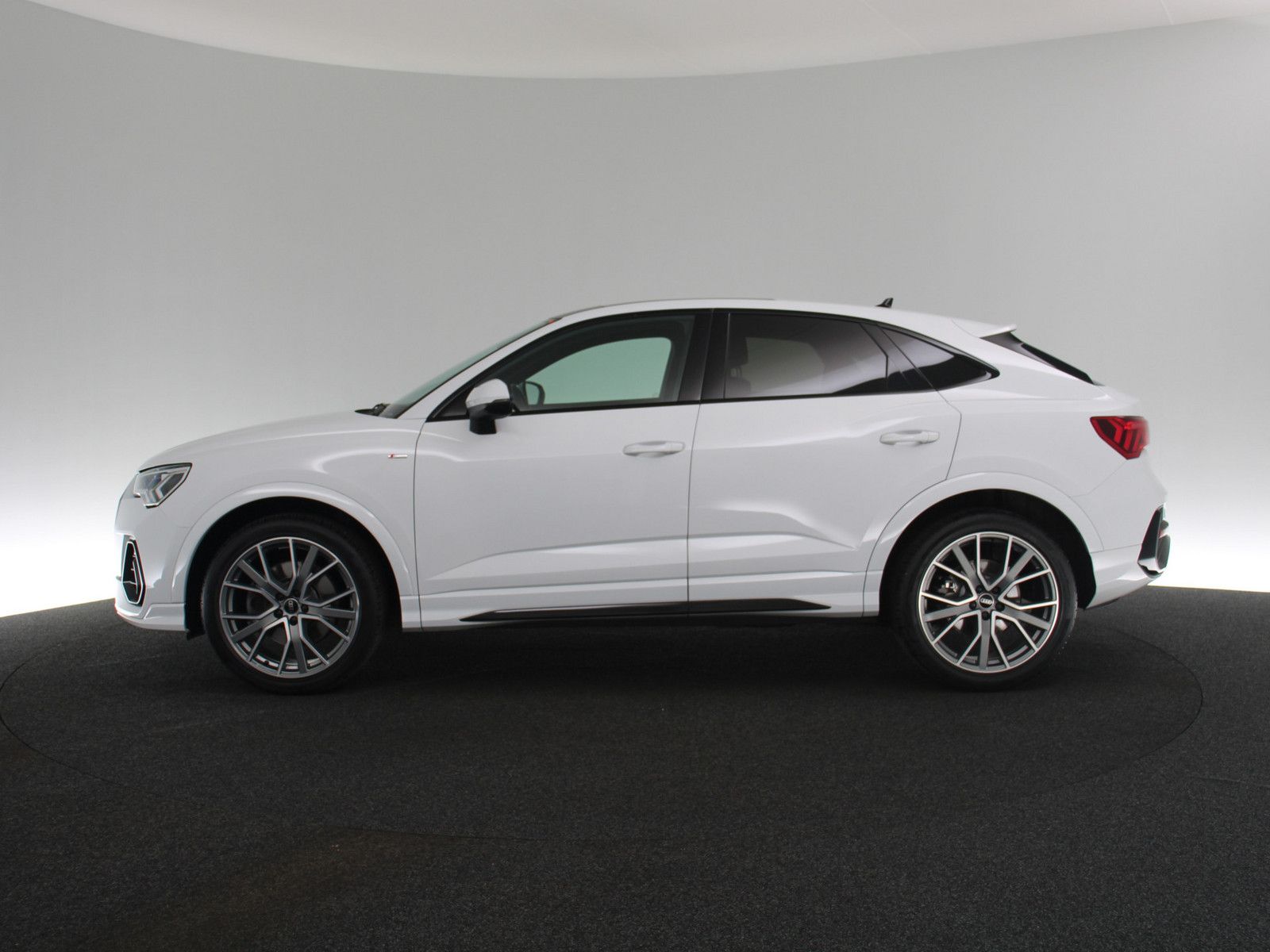 Audi Q3 Sportback 45 TFSI quattro S line PANO LED B&O