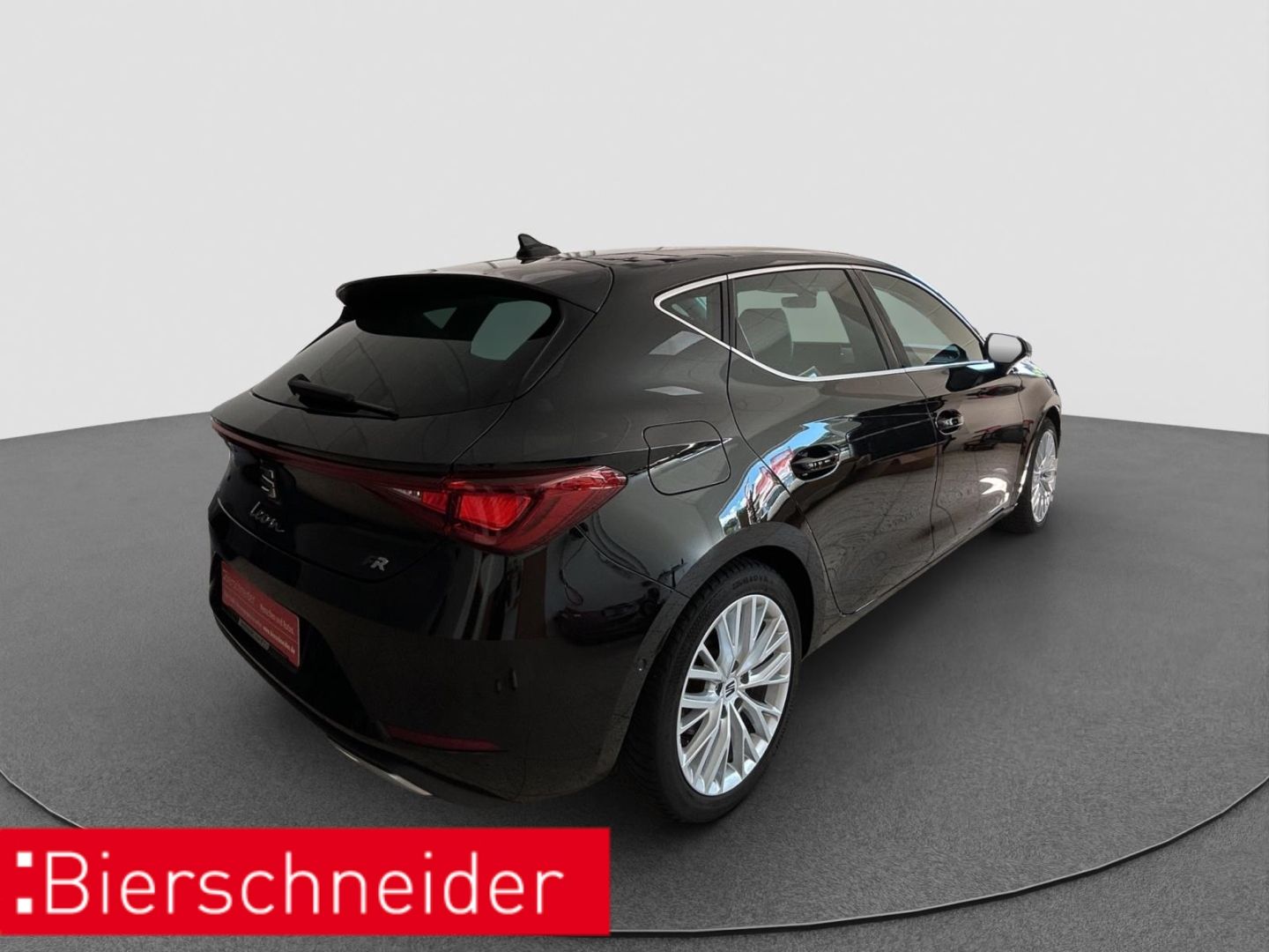 Seat Leon 1.5 eTSI DSG FR AHK CAM SHZ NAVI ACC