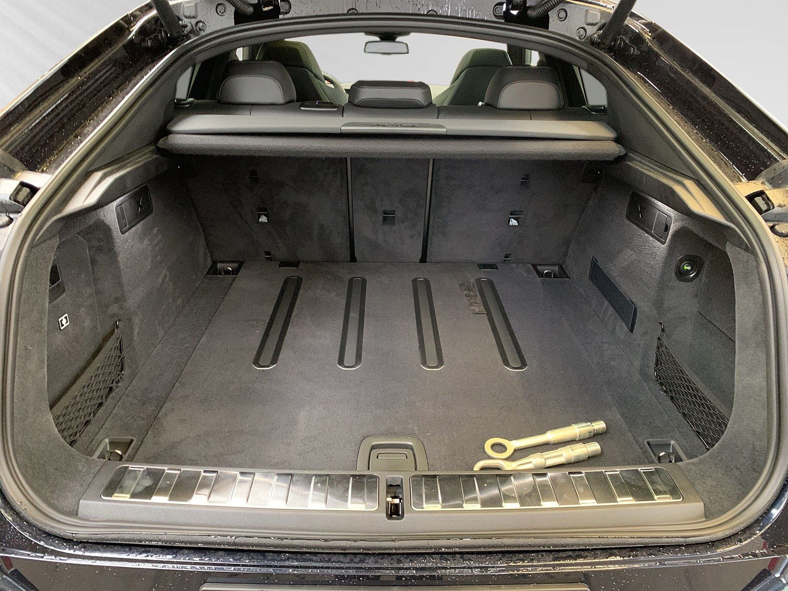 BMW X6 xDrive40i M Sport Pro|Pano|AHK|Autobahnass.