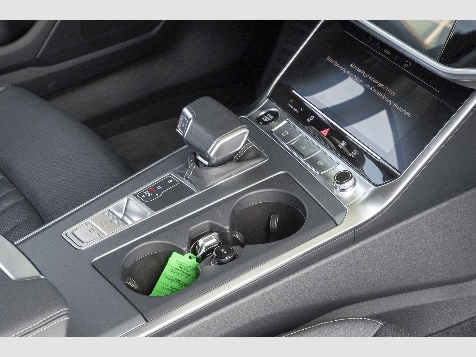 Audi A6 Avant 45 TFSI advanced - Samsaru's Car Outlet