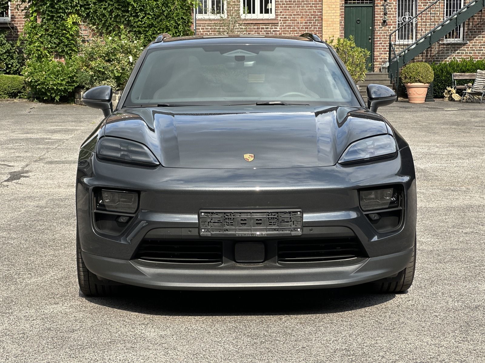 Porsche Macan 4 INNODRIVE - Samsaru's Car Outlet