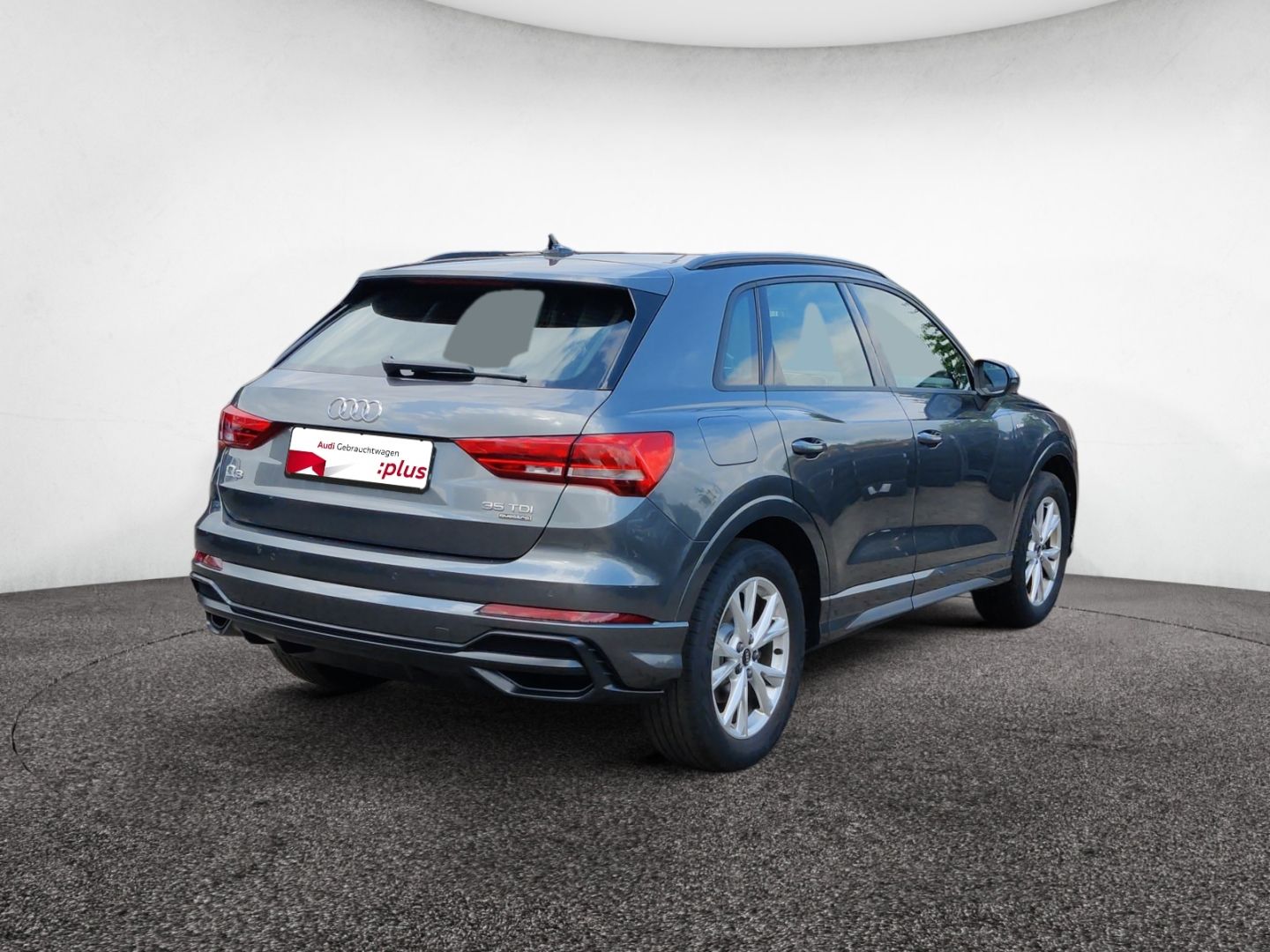 Audi Q3 35 TDI S line quattro - Samsaru's Car Outlet