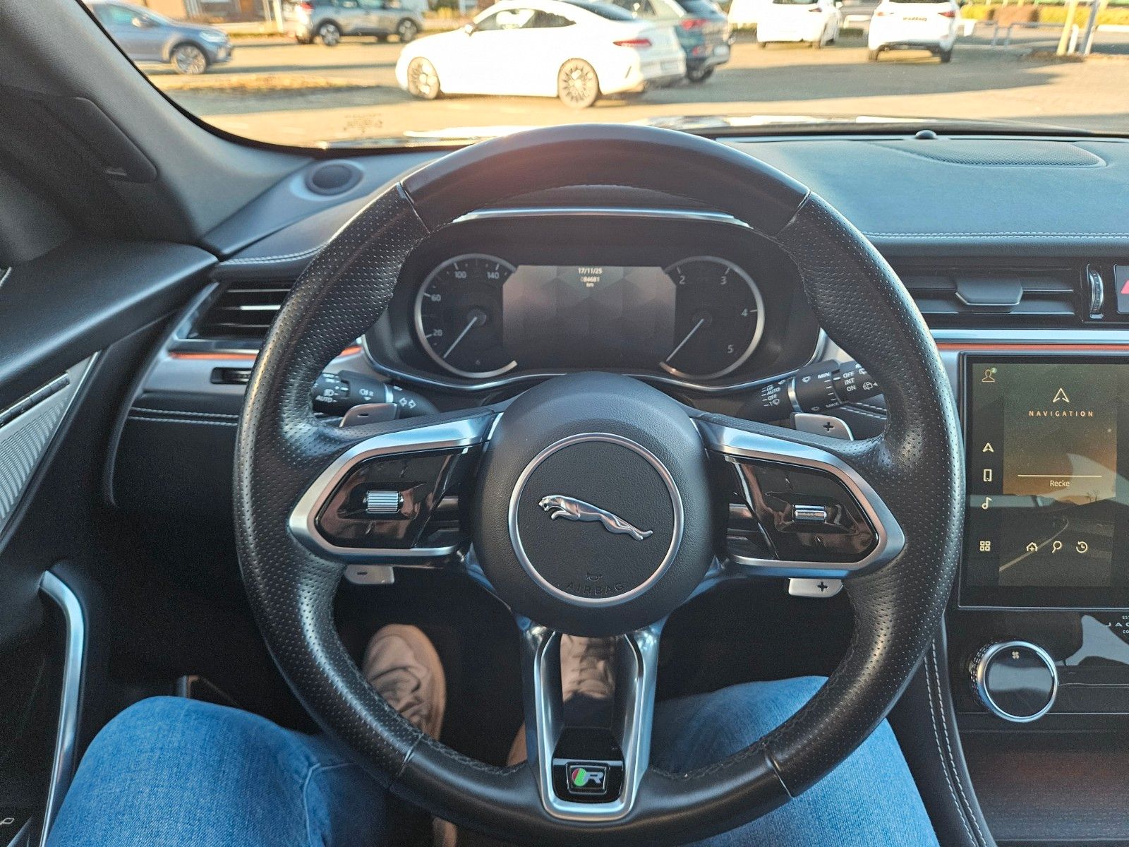 Jaguar F-PACE R-Dynamic SE AWD STDHZG KAM LED