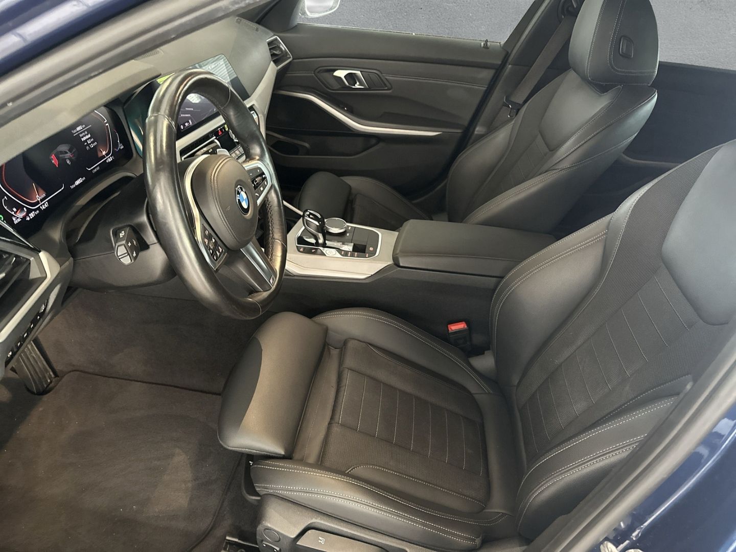 BMW 320 d - Samsaru's Car Outlet