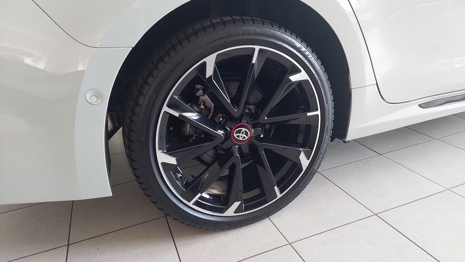 Toyota Corolla Touring Sports 2.0 Hybrid GR Sport - Samsaru's Car Outlet