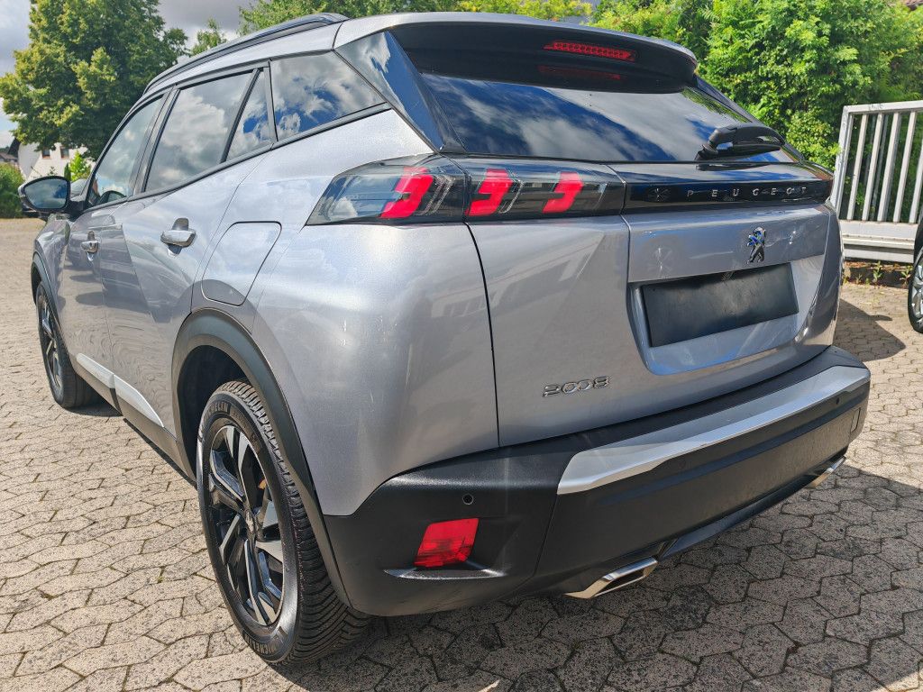 Peugeot 2008 PureTech 130 ALLURE - Samsaru's Car Outlet