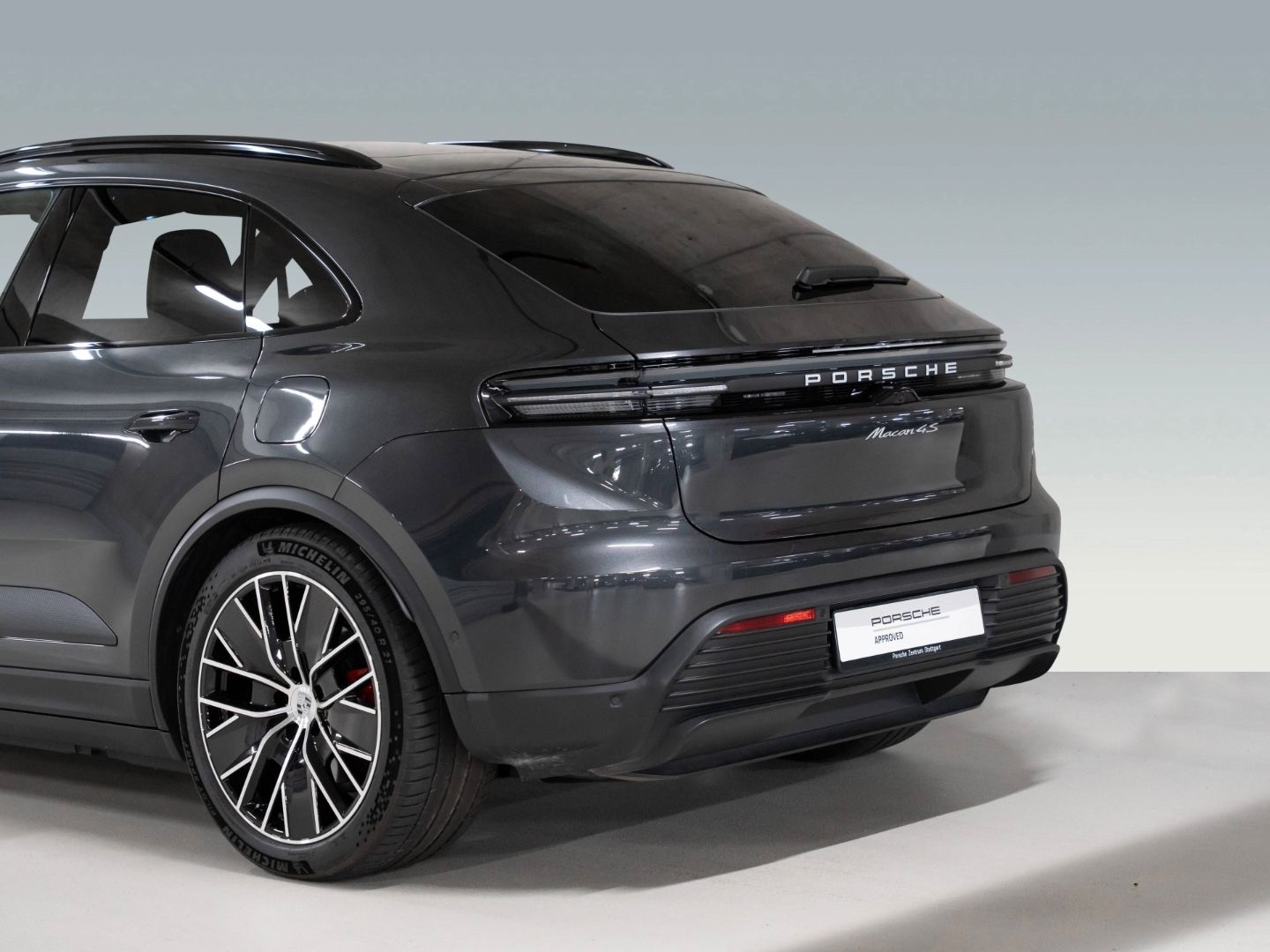 Porsche Macan 4S Sport Chrono Paket AR HUD InnoDrive