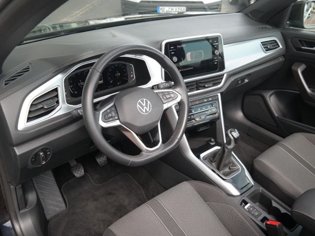 Volkswagen T-Roc 1.0 TSI Style - Samsaru's Car Outlet