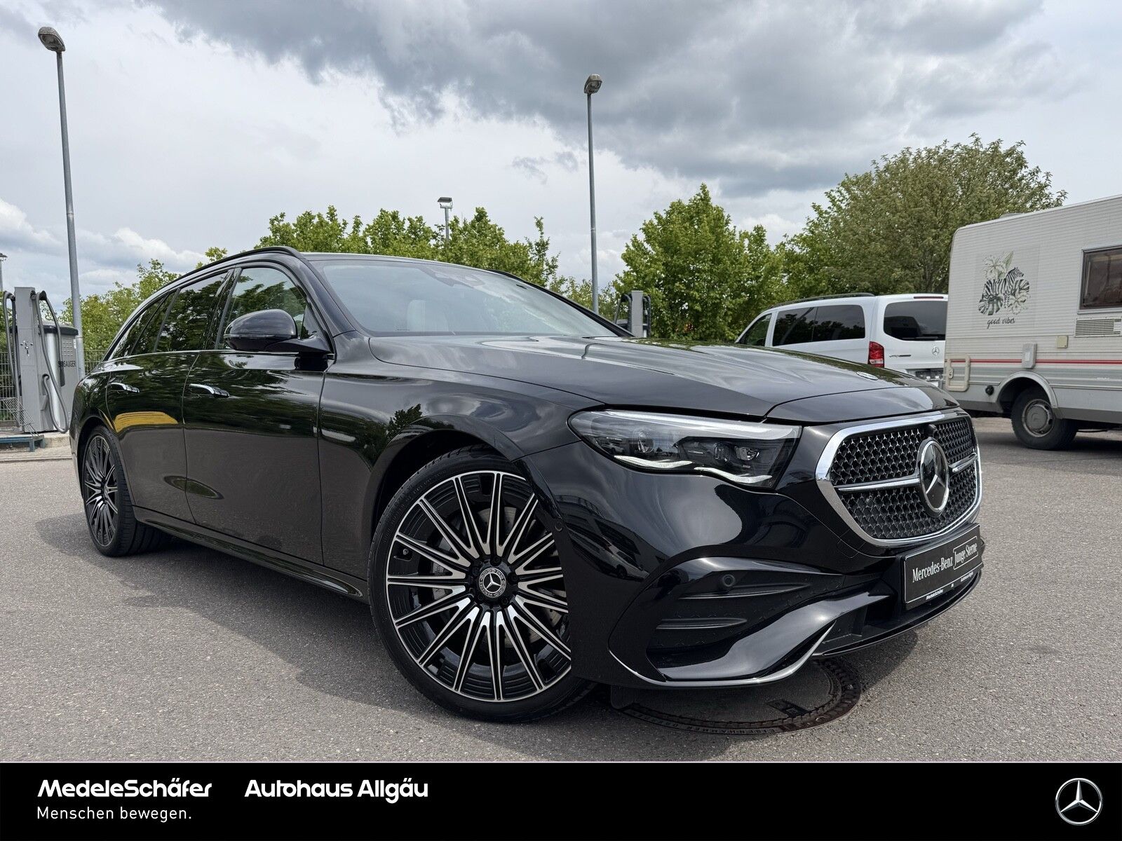 Mercedes-Benz E 450 d 4M T AMG Night Premium 21'' HUD Massage