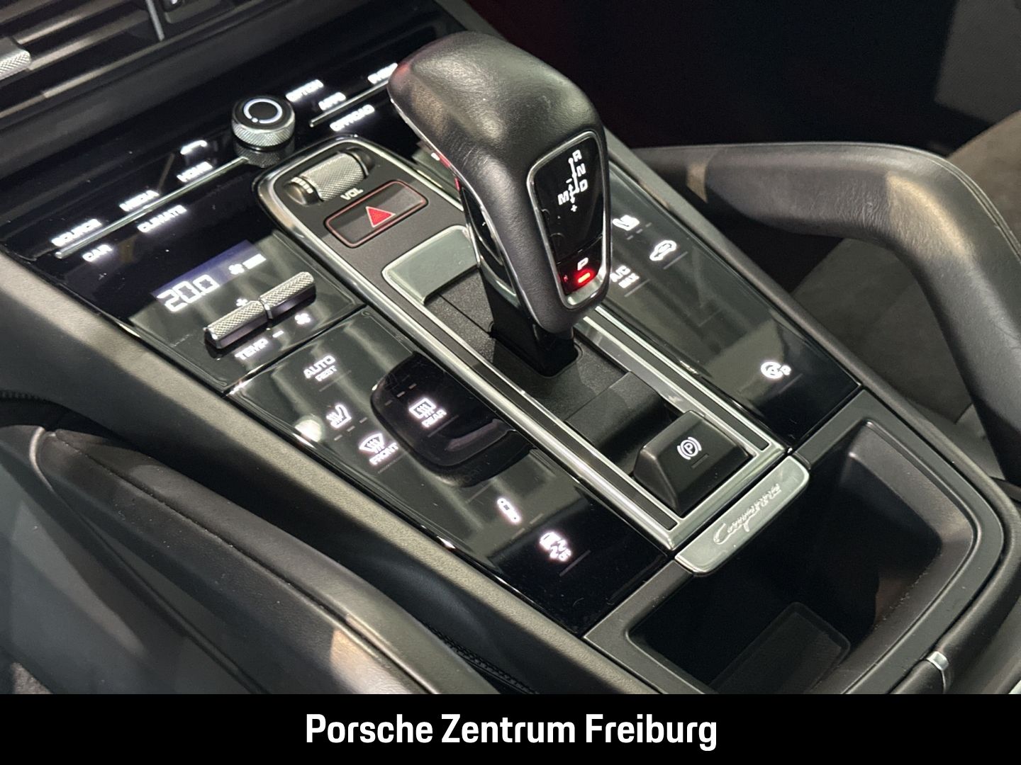 Porsche Cayenne GTS Coupe BOSE Sportabgasanlage LED