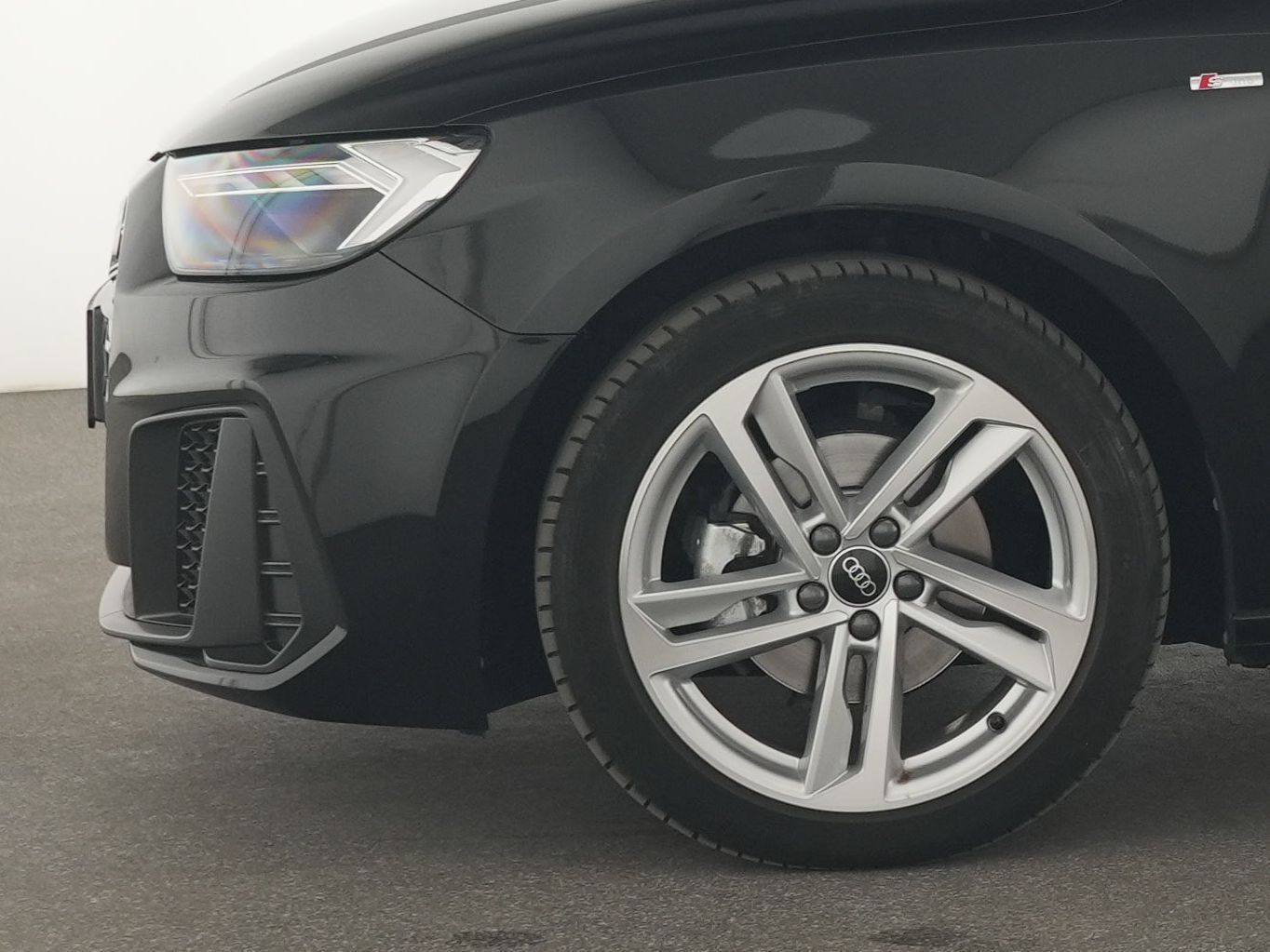 Audi A1 Sportback S-Line - Samsaru's Car Outlet
